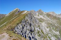 12 Dal passo di Publino uno sguardo al Corno Stella